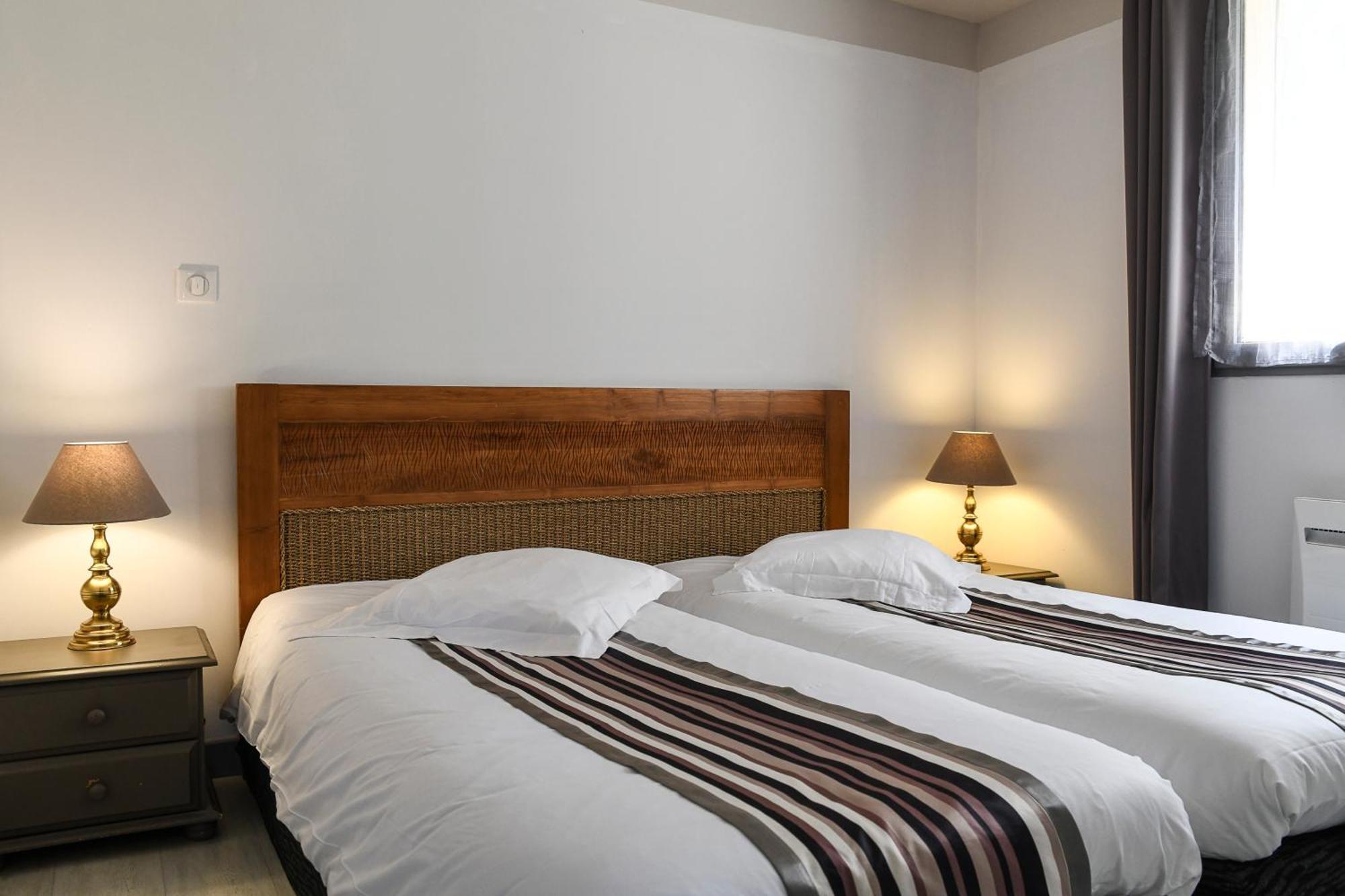Hotel Domaine Du Val De Sault Habitación foto